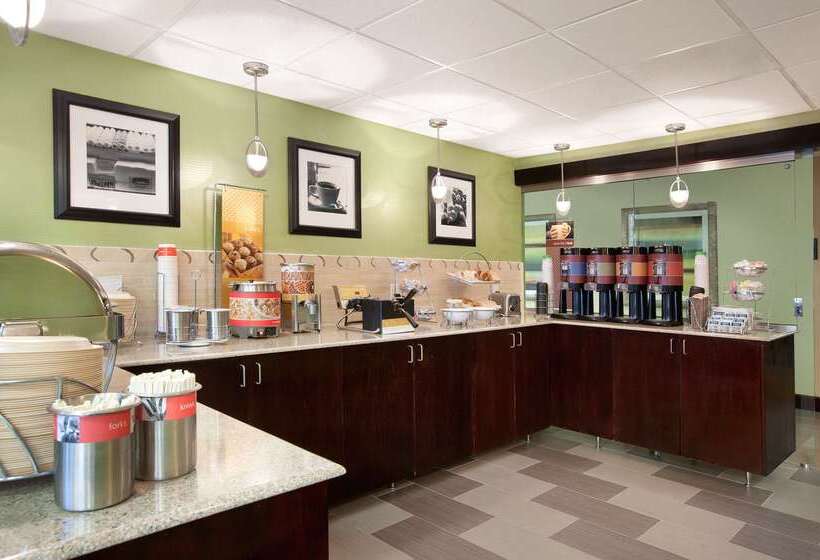 فندق Hampton Inn Slidell