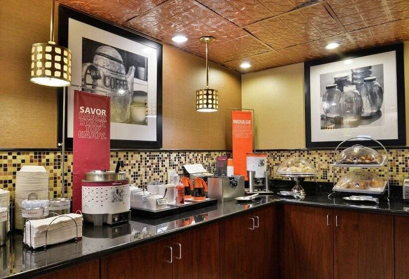 فندق Hampton Inn South Hill