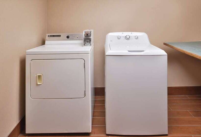 فندق Hampton Inn South Hill