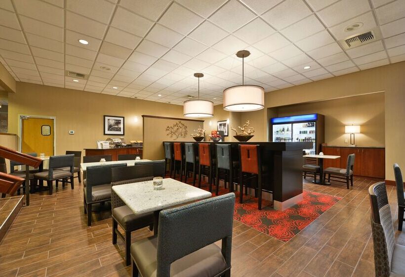 Отель Hampton Inn Spokane