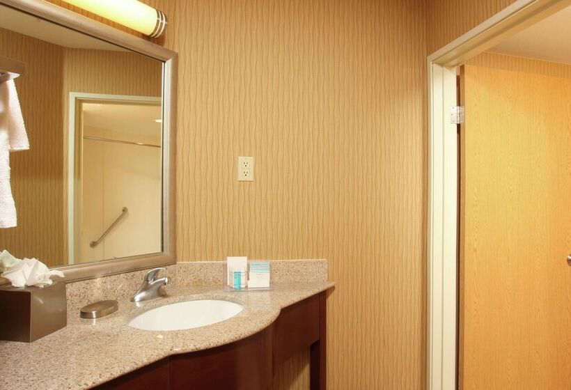 Отель Hampton Inn Spokane