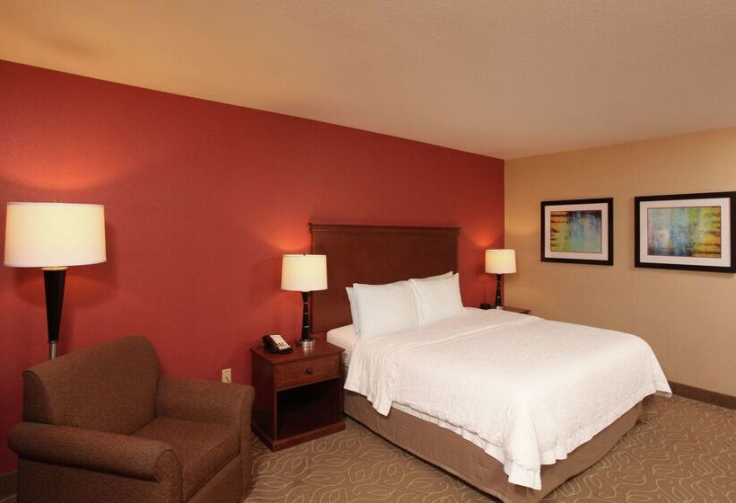 Отель Hampton Inn Spokane