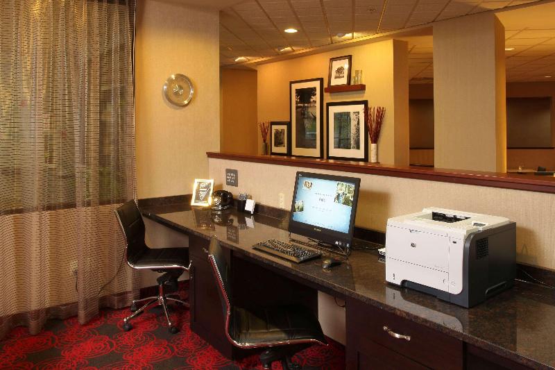 Отель Hampton Inn Spokane