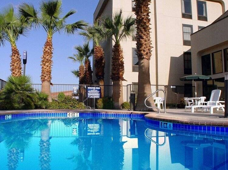 בית מלון כפרי Hampton Inn St. George