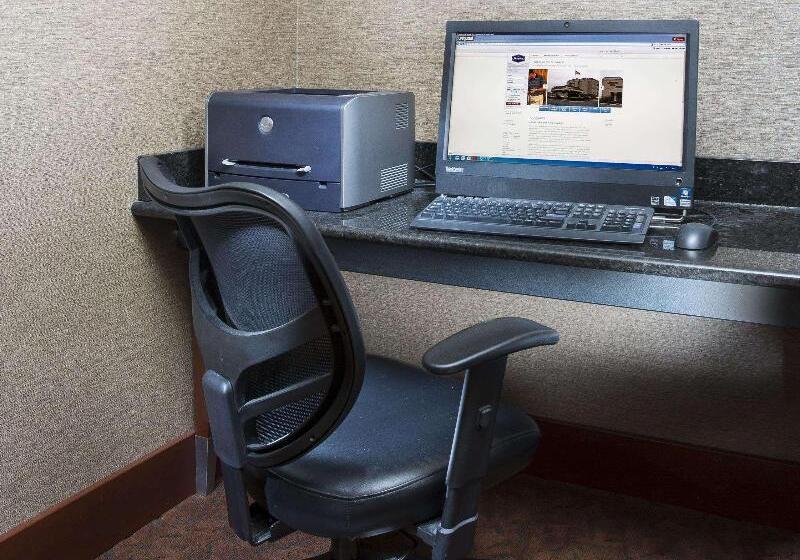 فندق Hampton Inn St Joseph