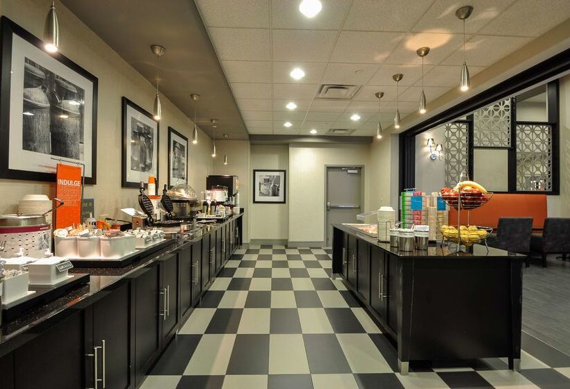 Отель Hampton Inn Stafford/quantico & Conference Center
