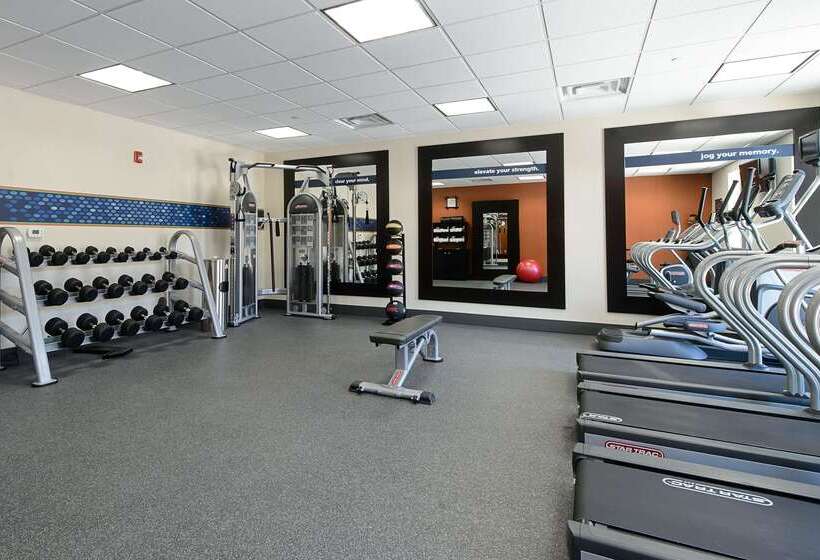 فندق Hampton Inn Stafford/quantico & Conference Center