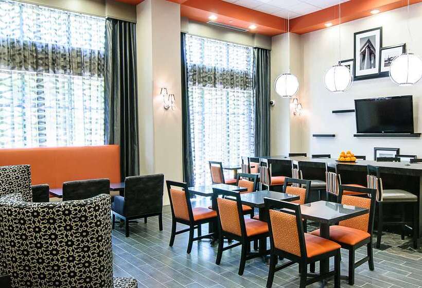 فندق Hampton Inn Stafford/quantico & Conference Center