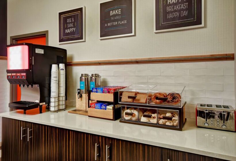 فندق Hampton Inn Starkville