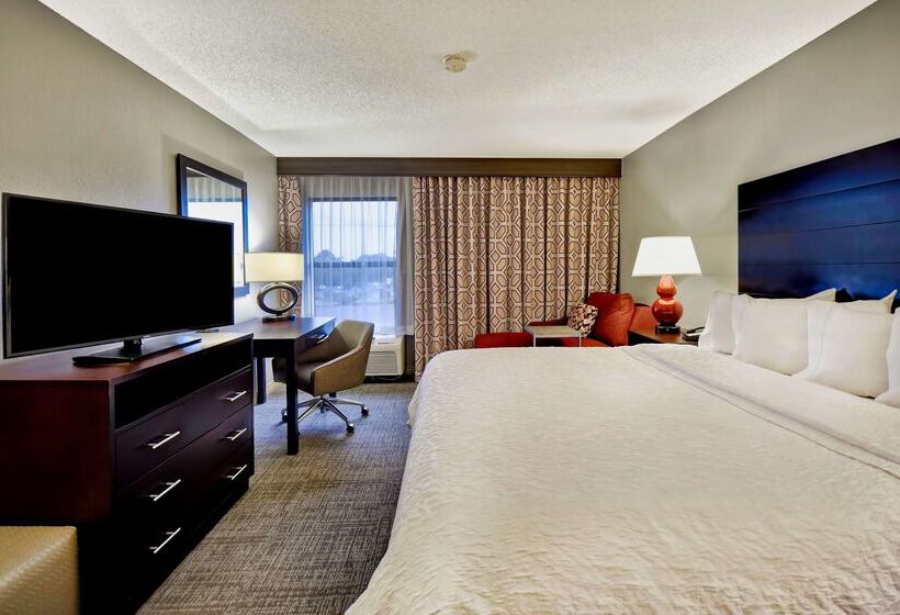 فندق Hampton Inn Starkville