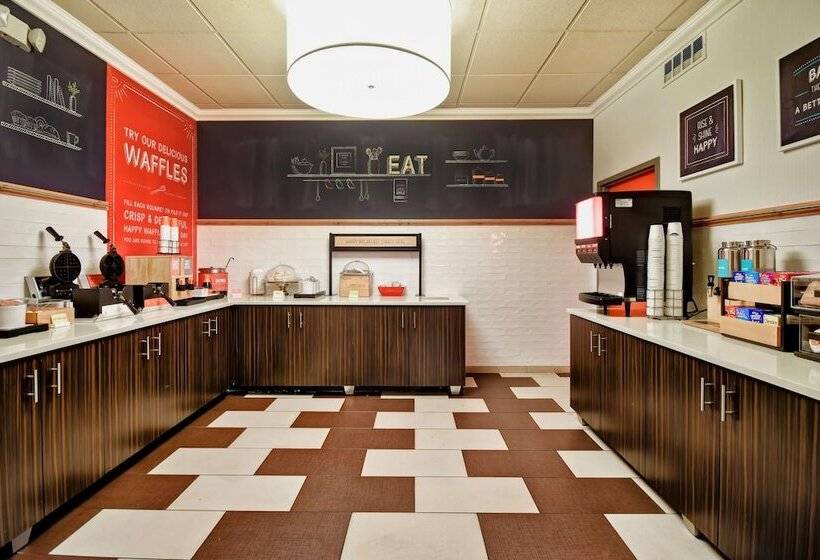 فندق Hampton Inn Starkville