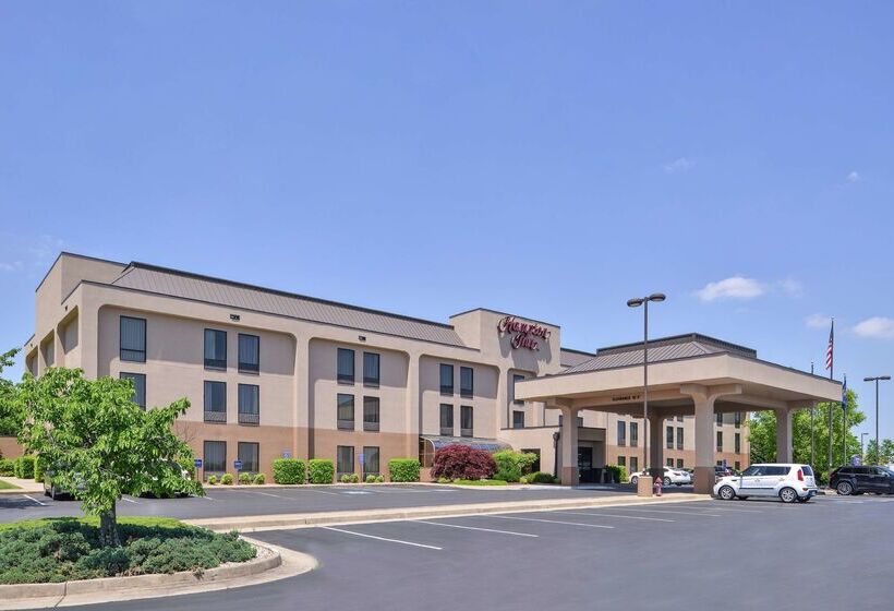 فندق Hampton Inn Staunton