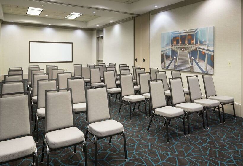 فندق Hampton Inn & Suites Atlantadowntown