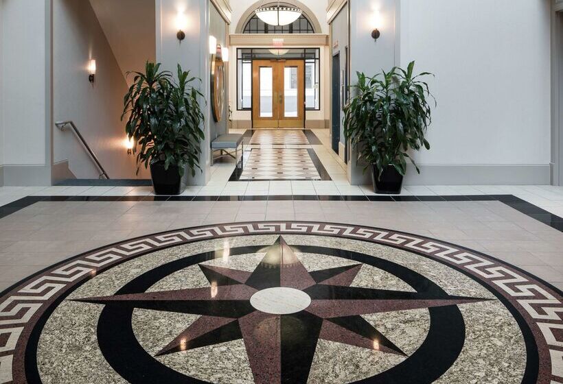 هتل Hampton Inn & Suites Atlantadowntown