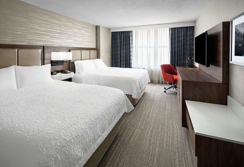 هتل Hampton Inn & Suites Chicagodowntown