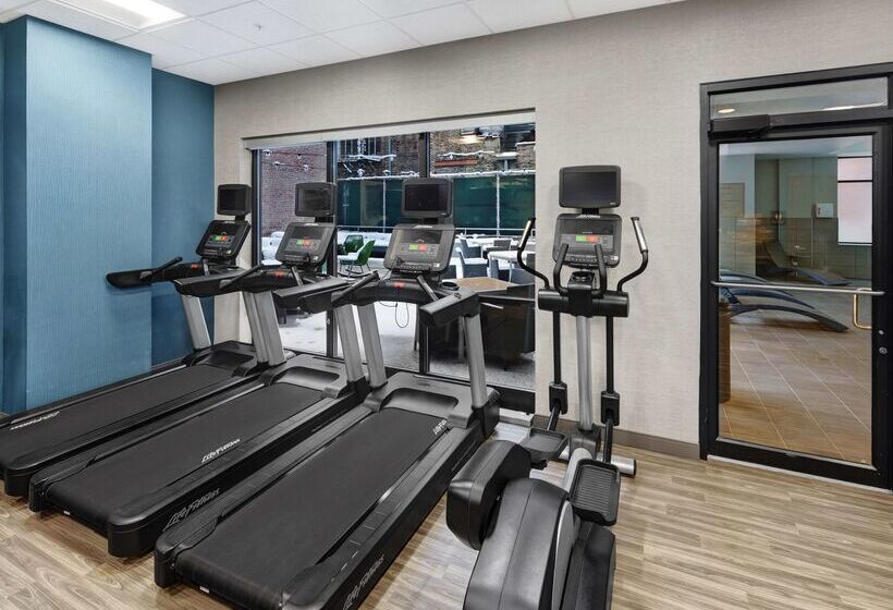 هتل Hampton Inn & Suites Chicagodowntown