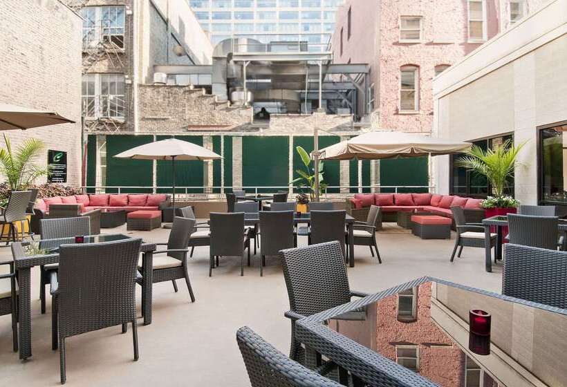 هتل Hampton Inn & Suites Chicagodowntown