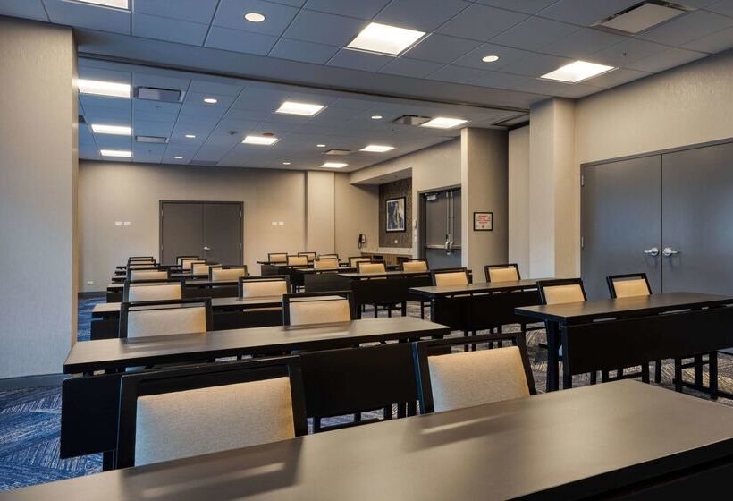 هتل Hampton Inn & Suites Chicagodowntown