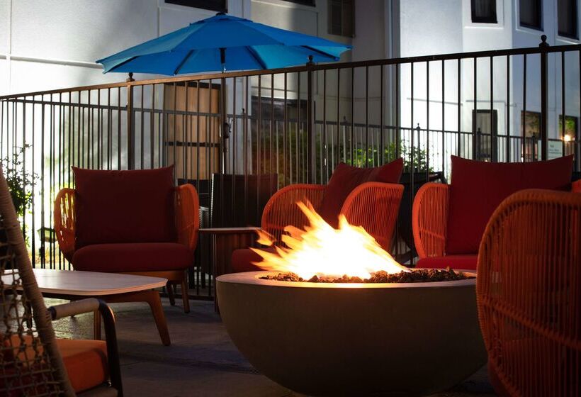 호텔 Hampton Inn & Suites El Pasoairport