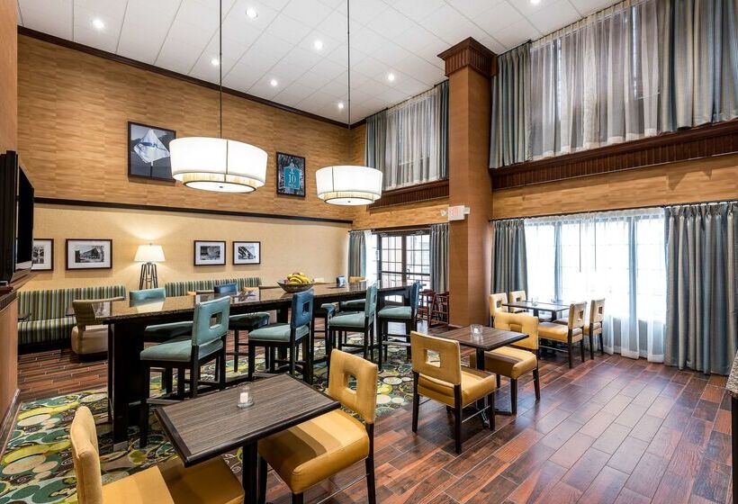 فندق Hampton Inn & Suites Florence Center