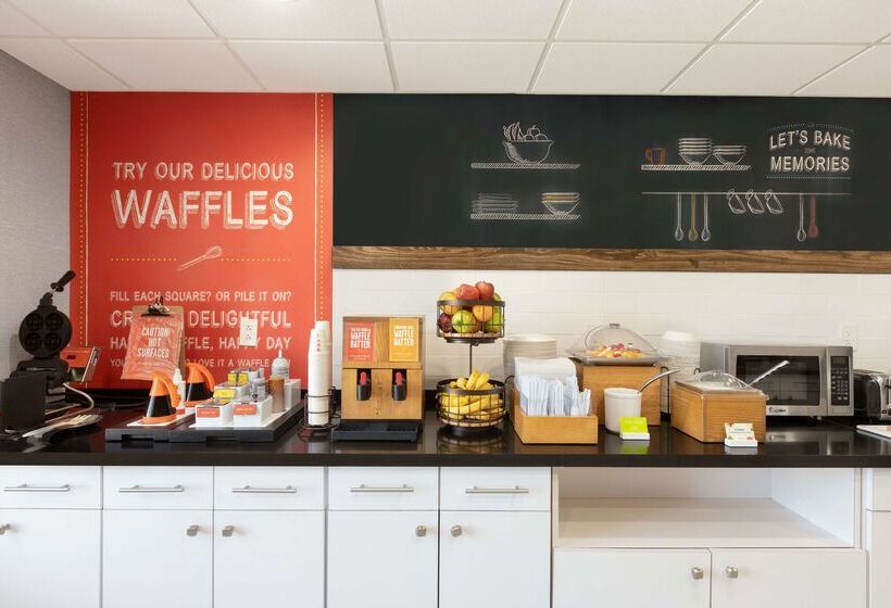 هتل Hampton Inn & Suites Ft. Lauderdale Arpt/south Cruise Port