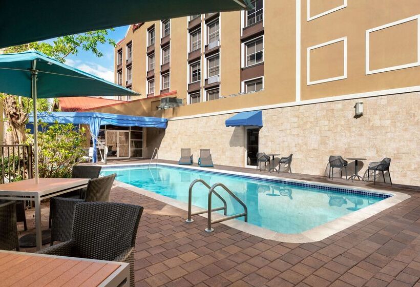酒店 Hampton Inn & Suites Ft. Lauderdale Arpt/south Cruise Port