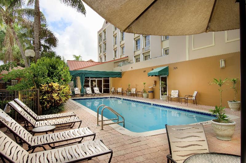 هتل Hampton Inn & Suites Ft. Lauderdale Arpt/south Cruise Port