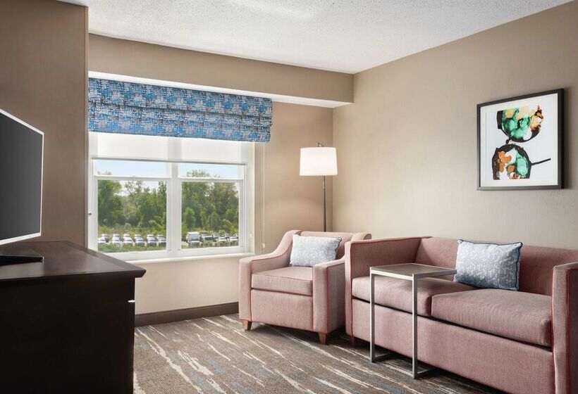 هتل Hampton Inn & Suites Ft. Waynenorth