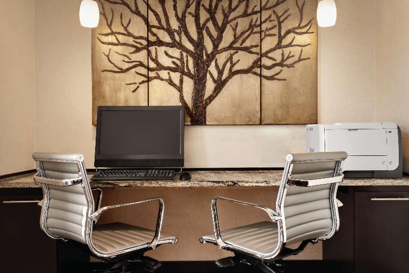 هتل Hampton Inn & Suites Ft. Waynenorth