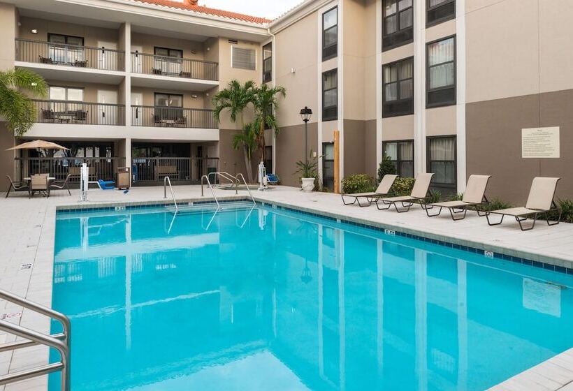 호텔 Hampton Inn & Suites Orlando/east Ucf Area