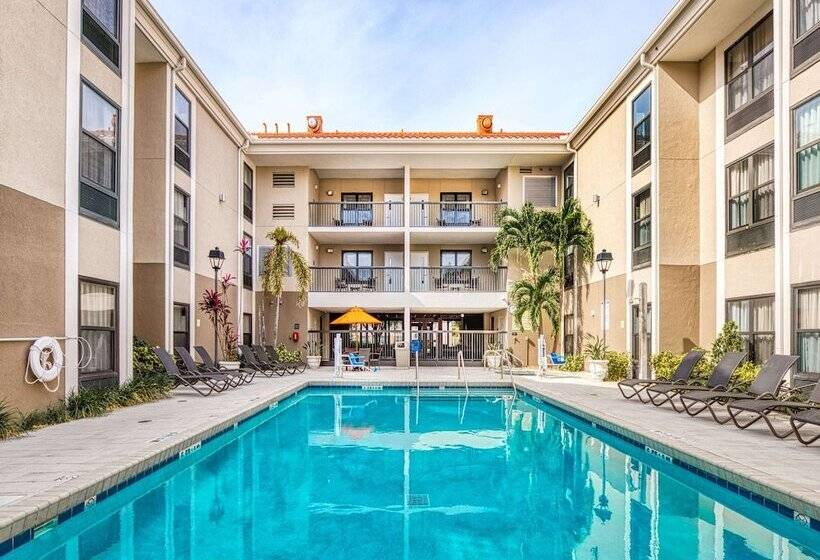 호텔 Hampton Inn & Suites Orlando/east Ucf Area