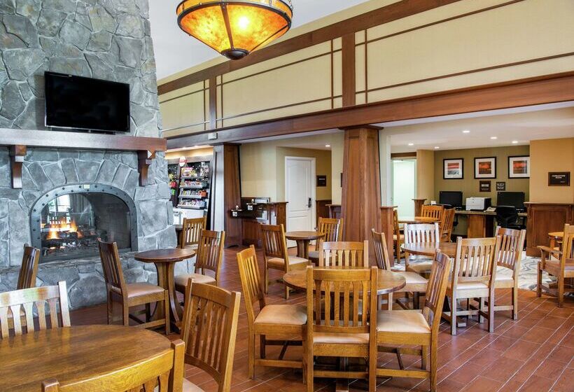 בית מלון כפרי Hampton Inn & Suites Rochester/victor