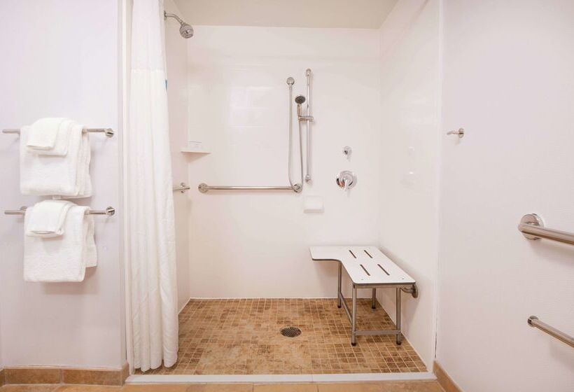 בית מלון כפרי Hampton Inn & Suites Rochester/victor