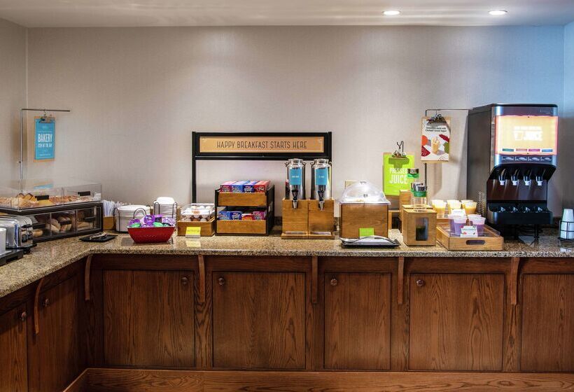 فندق Hampton Inn & Suites Rochester/victor