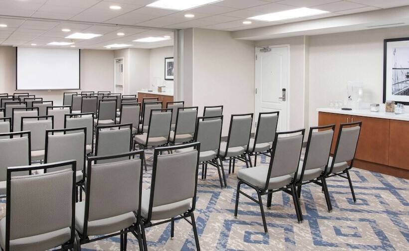 فندق Hampton Inn & Suites Rochester/victor