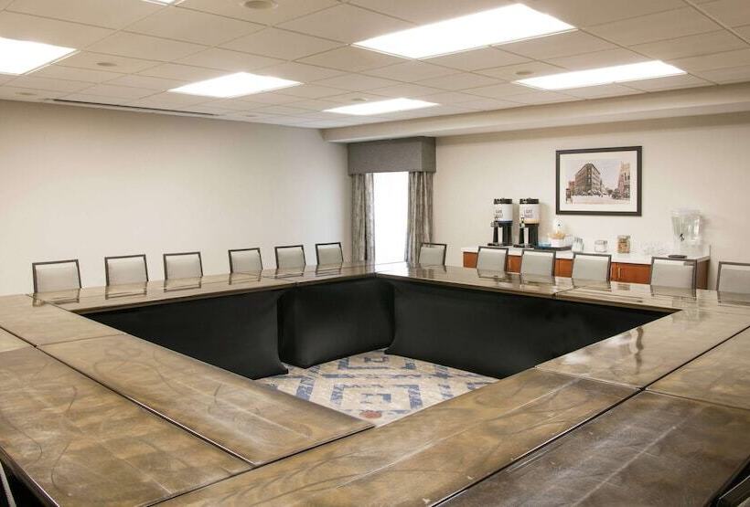 בית מלון כפרי Hampton Inn & Suites Rochester/victor