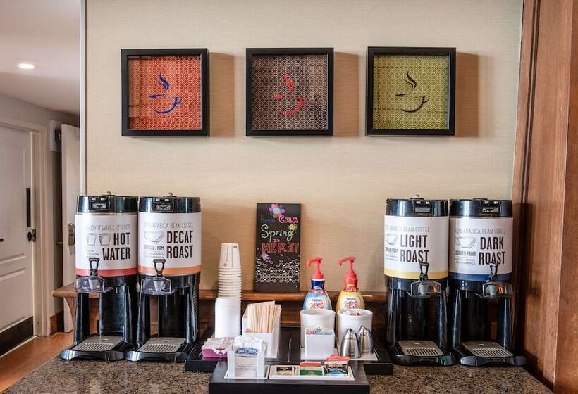 فندق Hampton Inn & Suites Rochester/victor