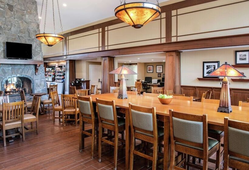 فندق Hampton Inn & Suites Rochester/victor