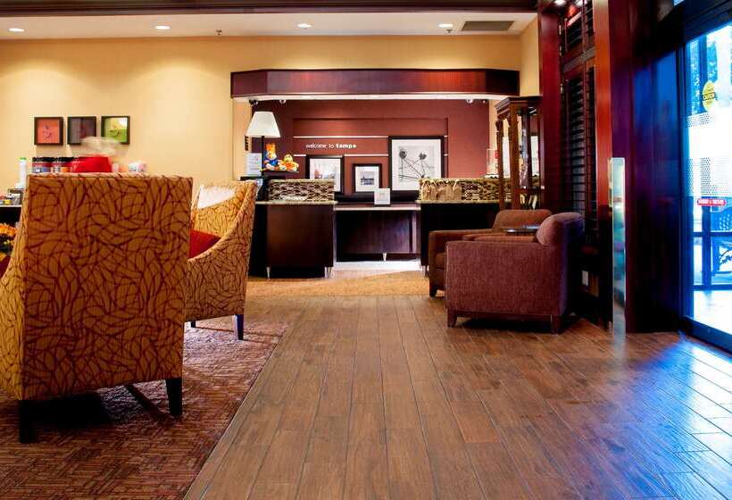 فندق Hampton Inn & Suites Tampanorth