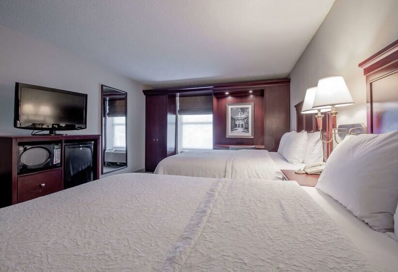 בית מלון כפרי Hampton Inn & Suites Williamsburgrichmond Rd