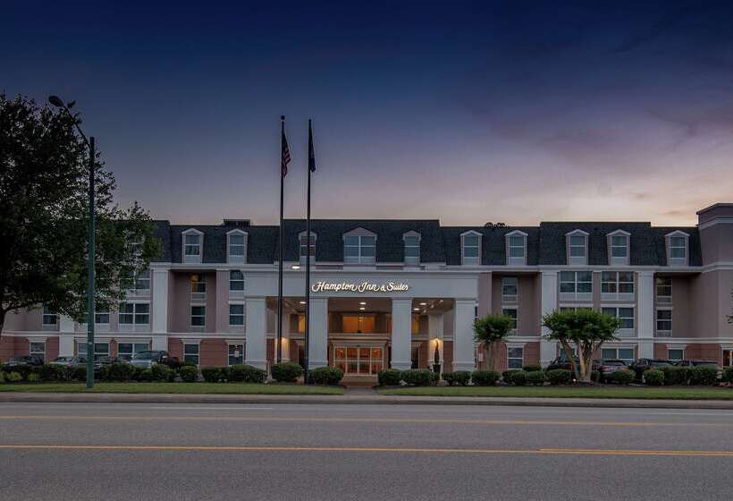 هتل Hampton Inn & Suites Williamsburgrichmond Rd