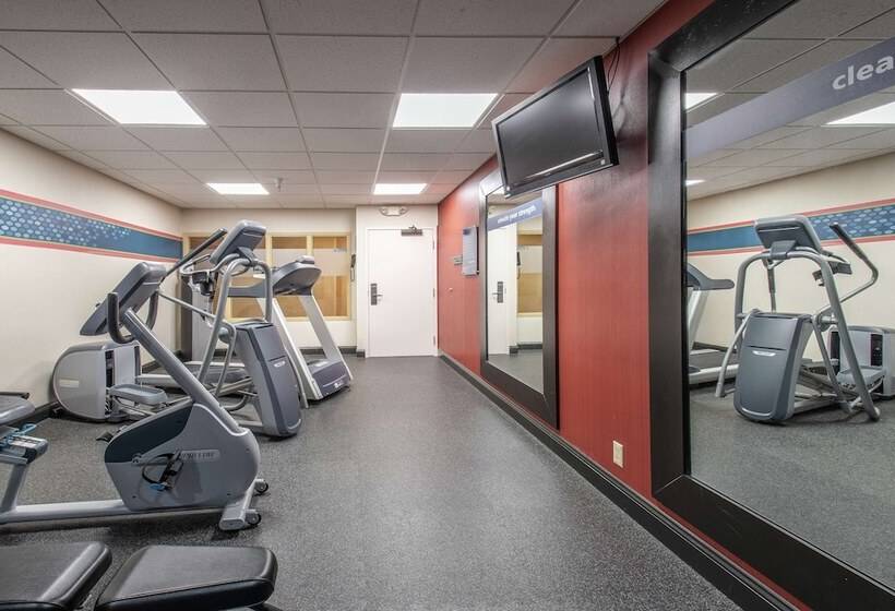 בית מלון כפרי Hampton Inn & Suites Williamsburgrichmond Rd