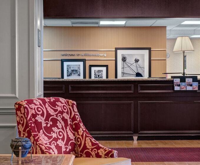 هتل Hampton Inn & Suites Williamsburgrichmond Rd