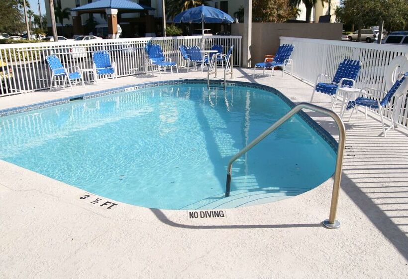 فندق Hampton Inn Tampa/rocky Pointairport