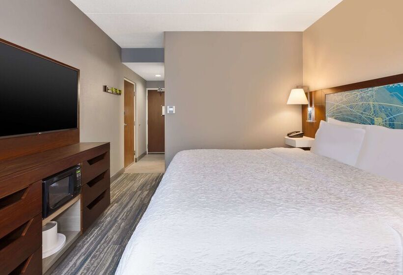 فندق Hampton Inn Traverse City