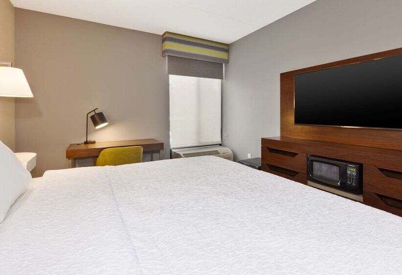 فندق Hampton Inn Traverse City