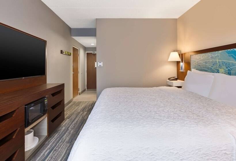 فندق Hampton Inn Traverse City