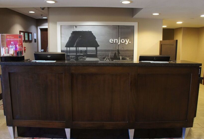 酒店 Hampton Inn Tuscaloosa University