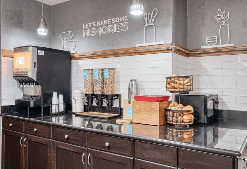 בית מלון כפרי Hampton Inn By Hilton Washington Court House