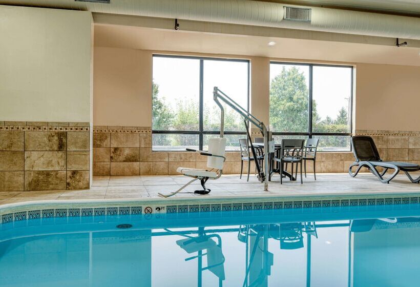 בית מלון כפרי Hampton Inn By Hilton Washington Court House